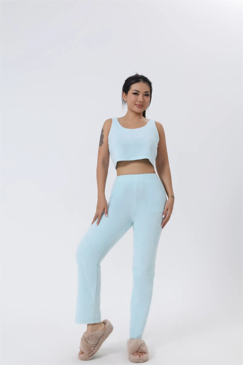 Cozy Charm Pajama Set: Warmth & Style for the Season