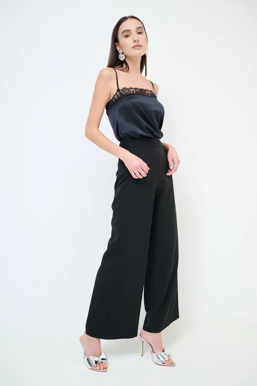 High-waisted wide leg flowy trousers wholesale