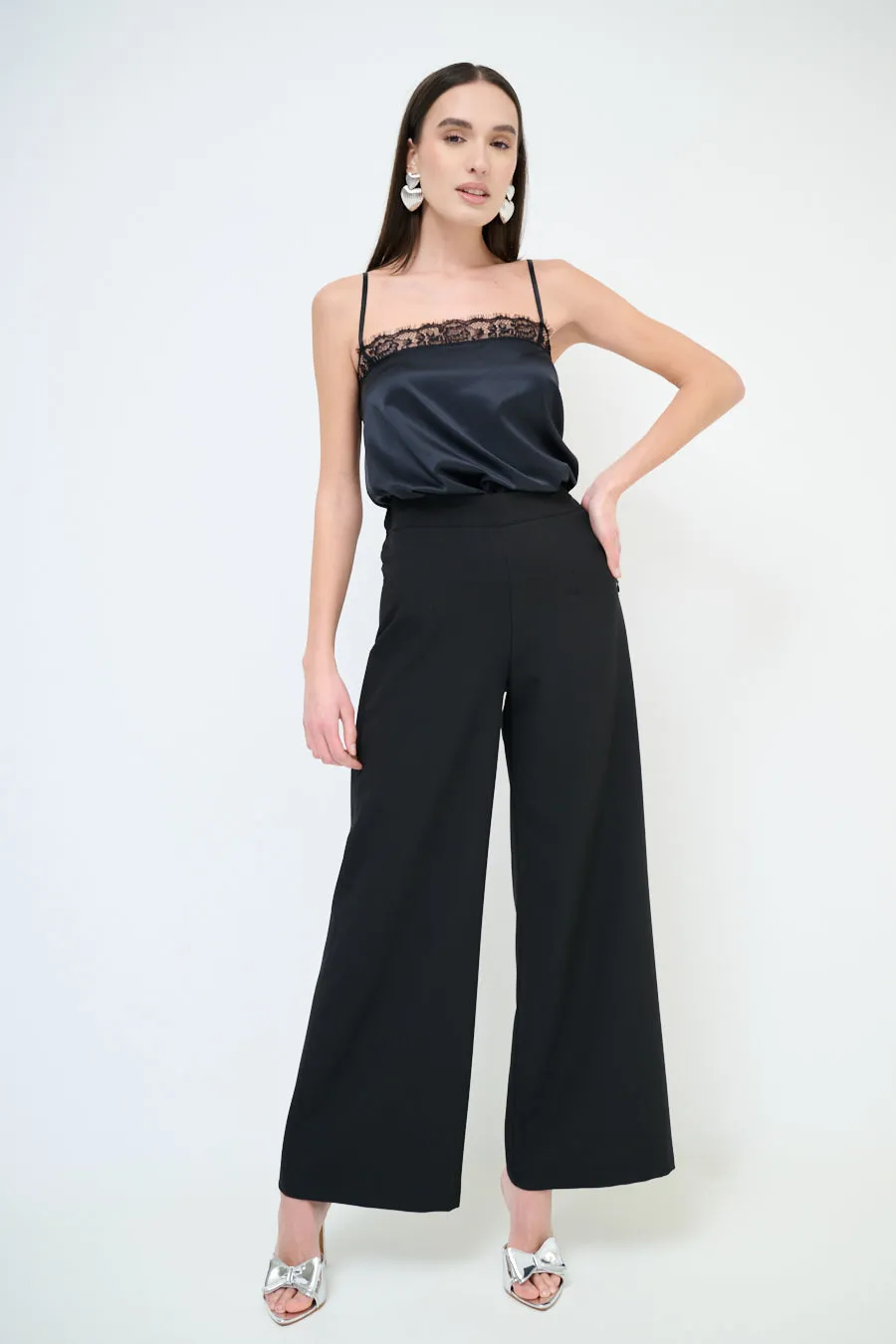 High-waisted wide leg flowy trousers wholesale