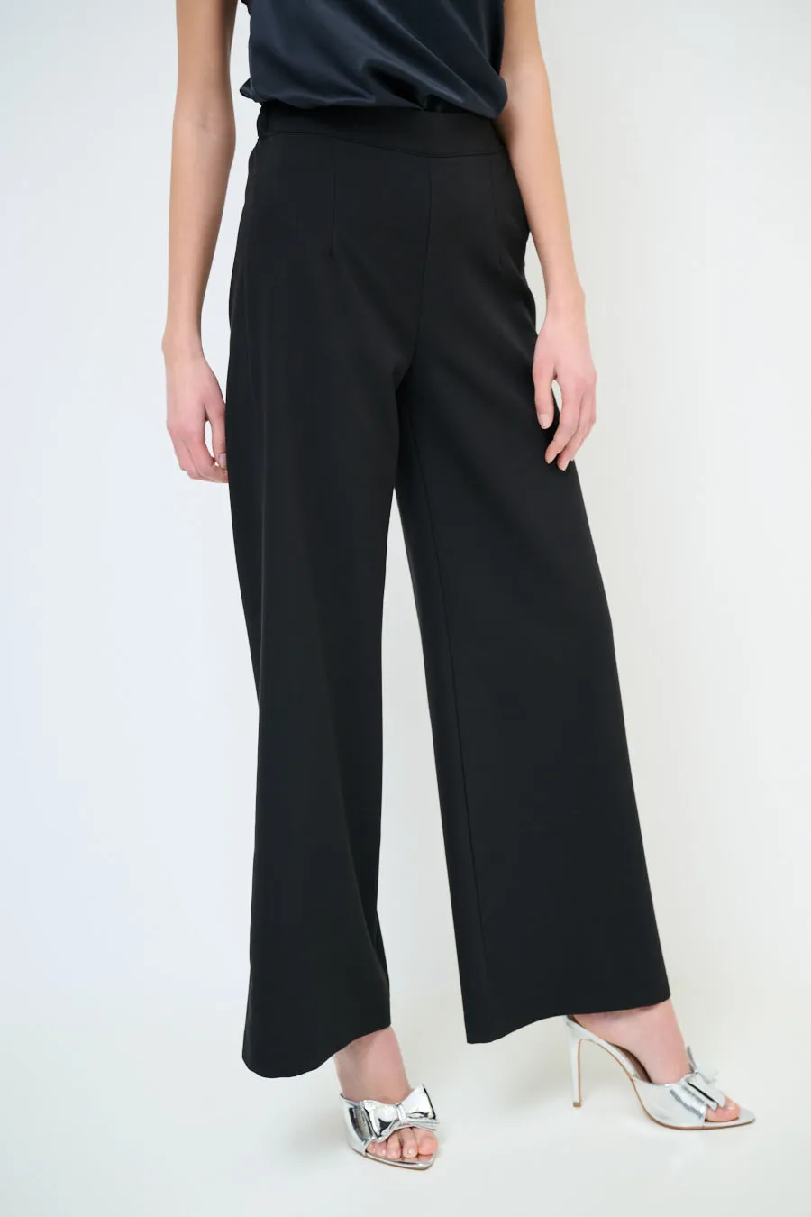 High-waisted wide leg flowy trousers wholesale