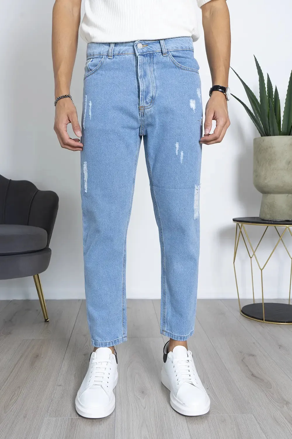 Jeans Con Abrasioni Art. Js482