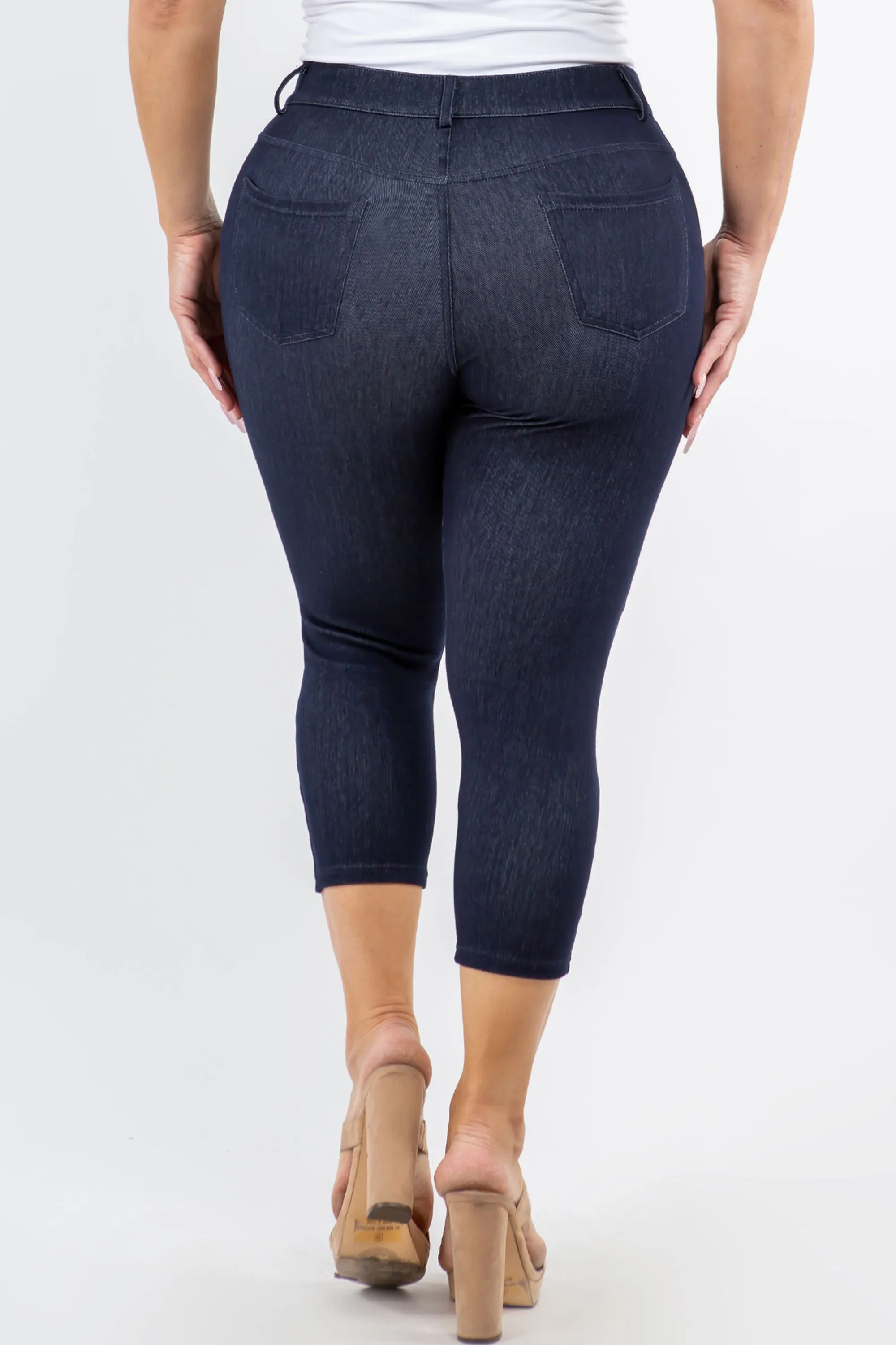 Plus Size High-Rise Capri 5-Pocket Jeggings