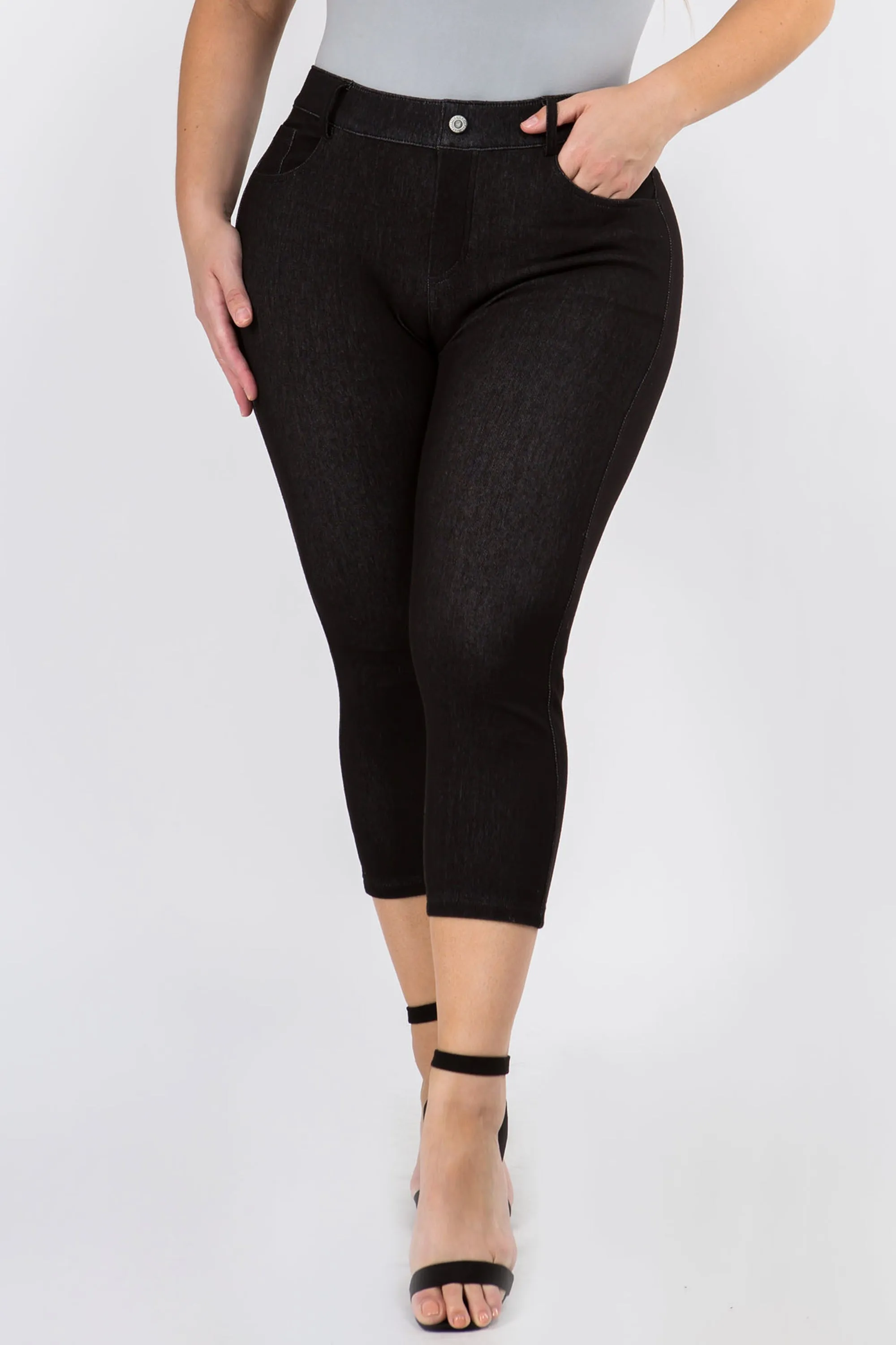 Plus Size High-Rise Capri 5-Pocket Jeggings