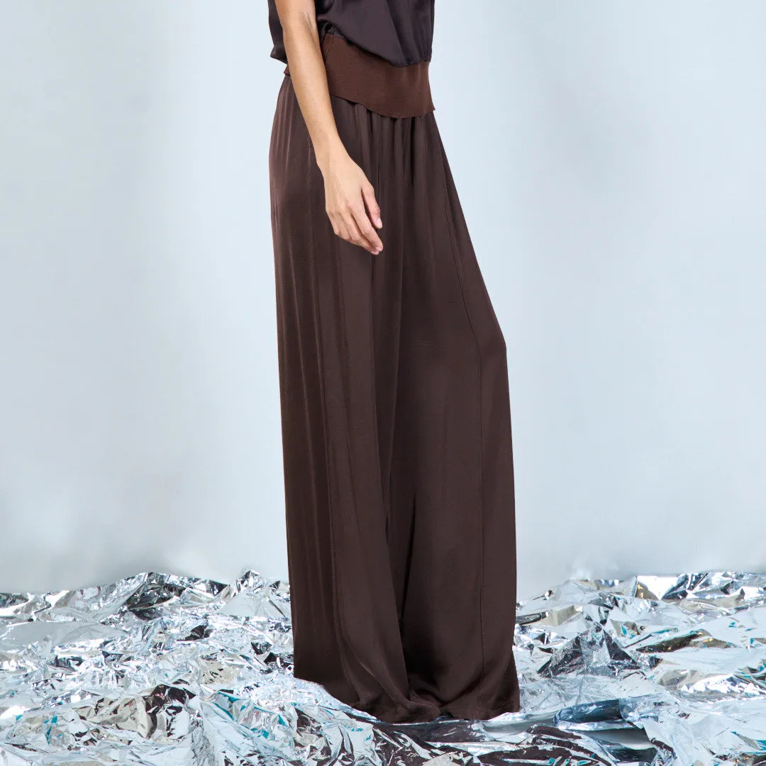 Relaxed wide-leg trousers wholesale