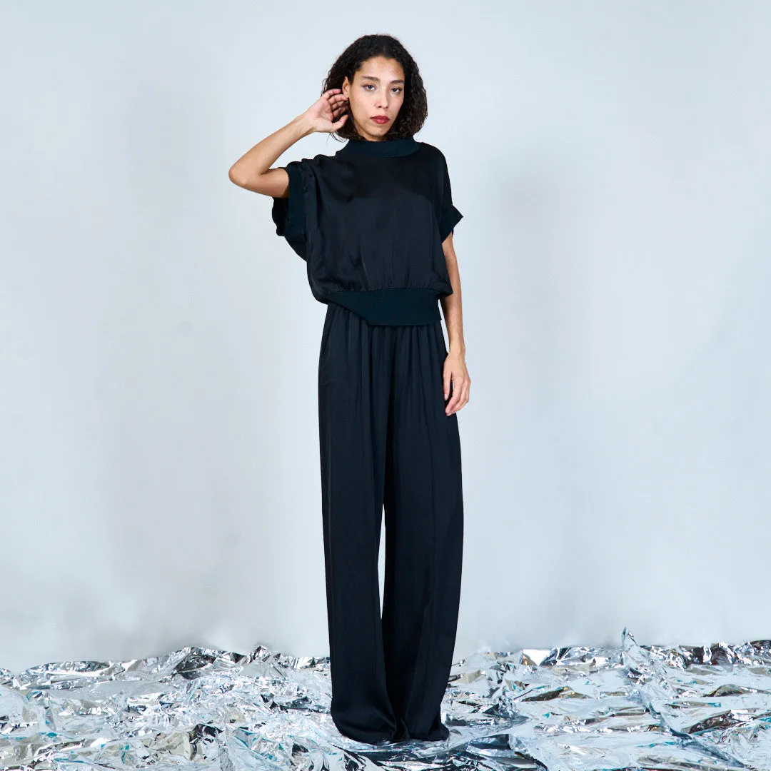 Relaxed wide-leg trousers wholesale