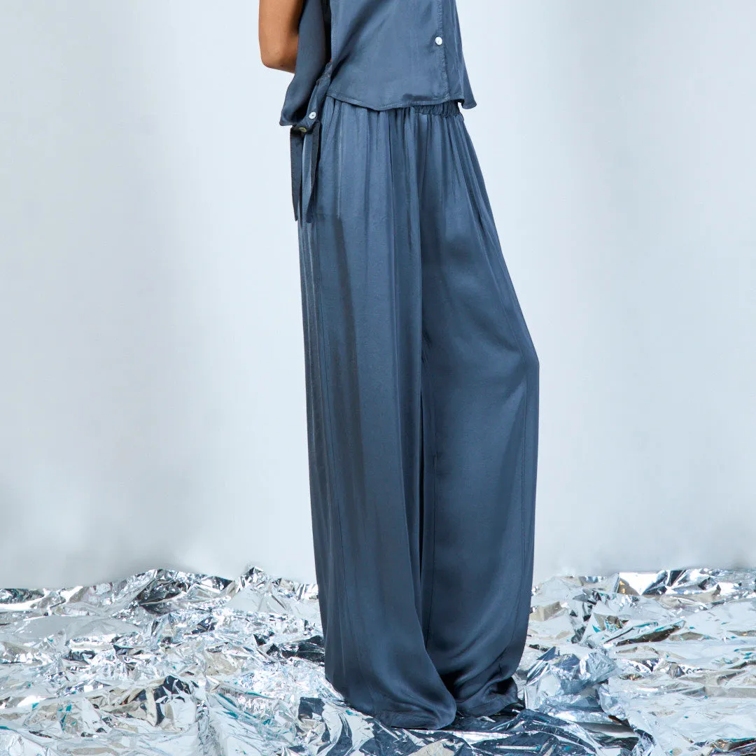 Relaxed wide-leg trousers wholesale
