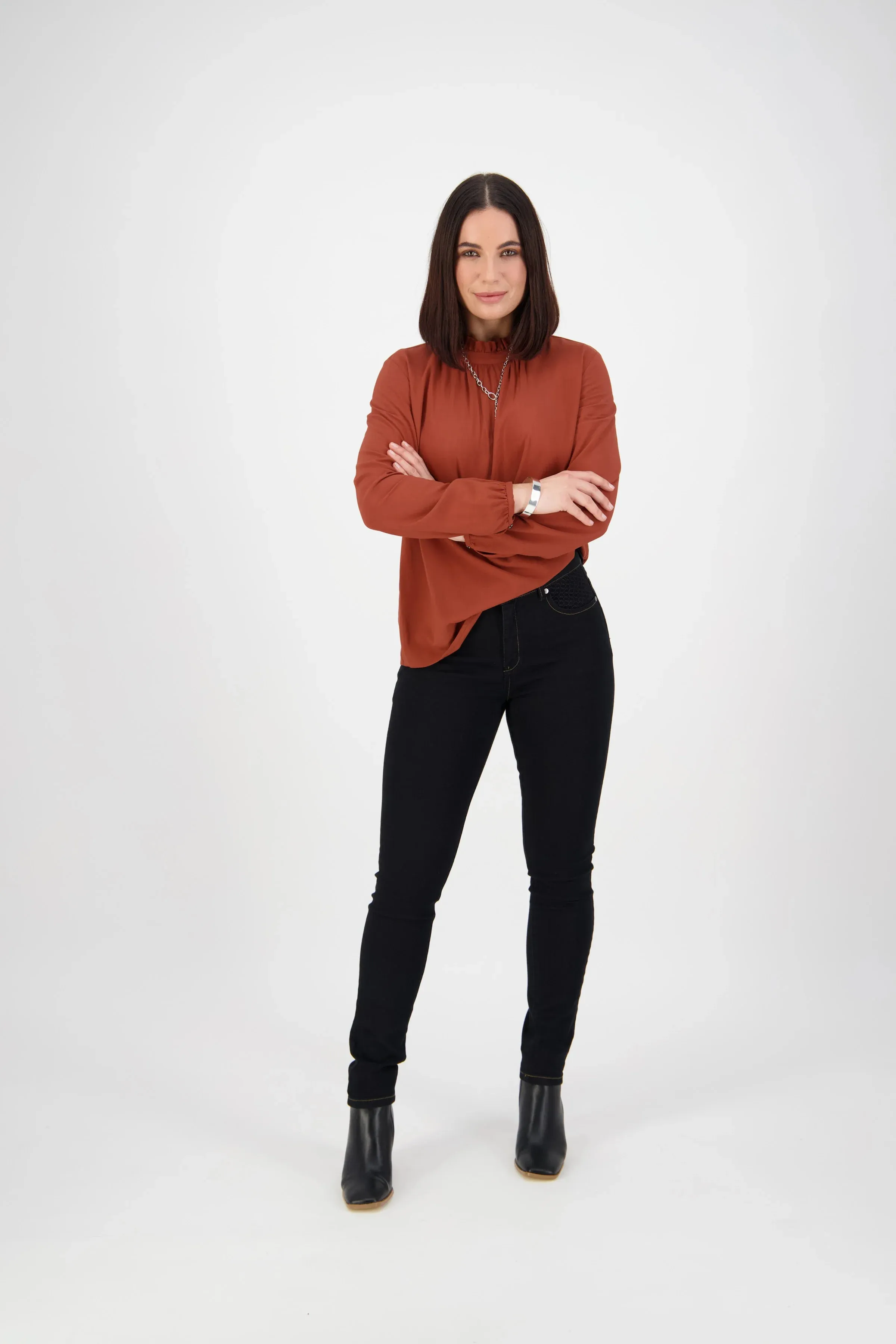 Vassalli - Skinny Leg Full Length Basket Weave Jean-Black
