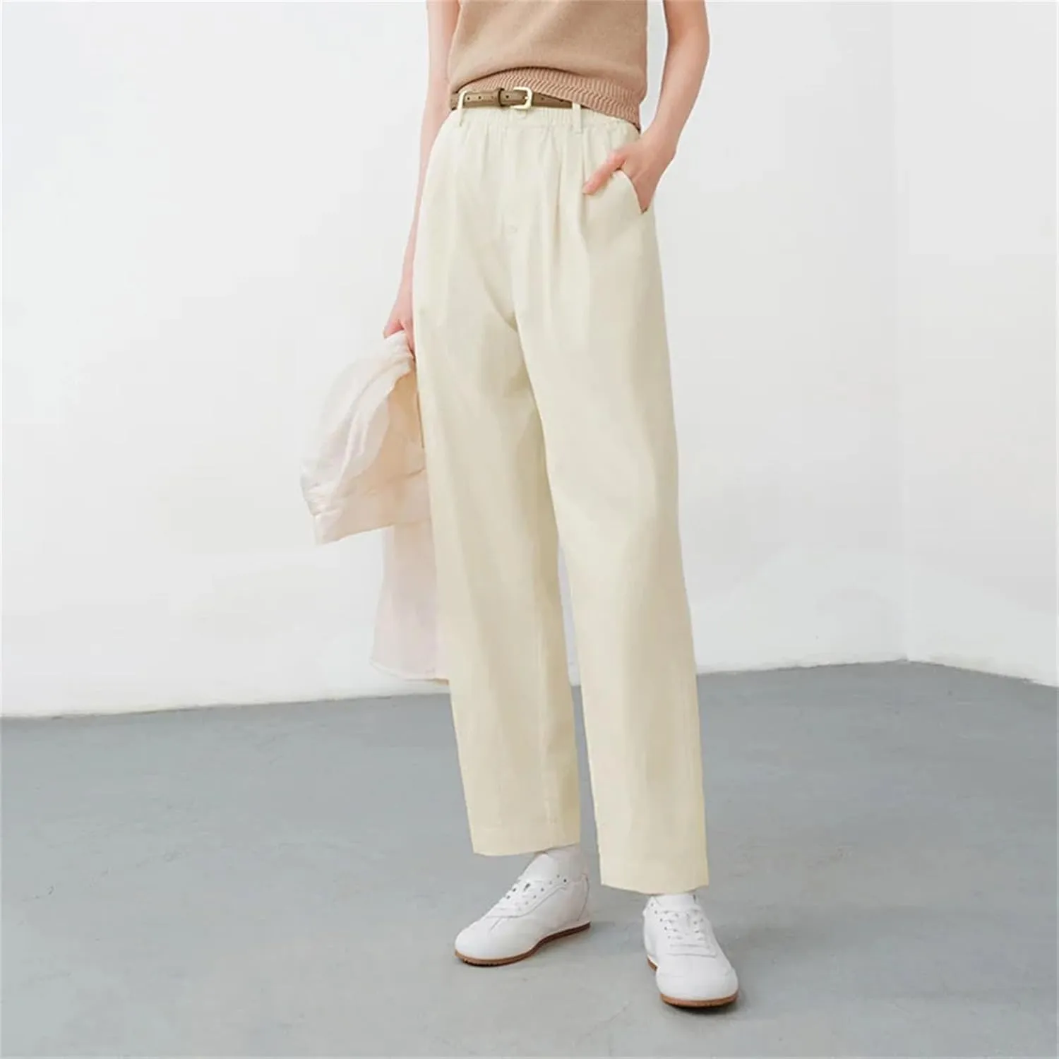 Women's Pleated Wide Leg Pants - Tapered Fit & Office-to-Casual Versatility